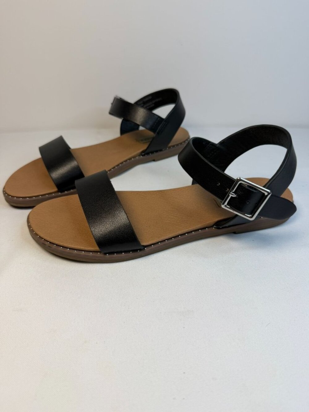 Steve Madden Tesa Slingback Flat Sandals Women Size 8.5M Black Ankle Strap Open